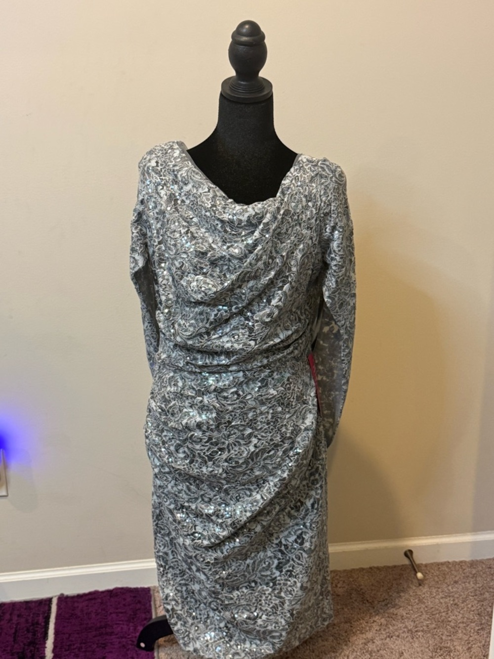 Betsy & Adam Silver Sequin Cowl-Back Long Sleeve Dress Size 12 NWT